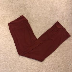 LuLaRoe maroon leggings